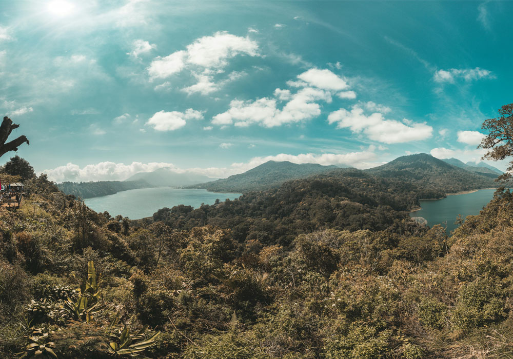 Bedugul - Lake Buyan's view from Wanagiri Village