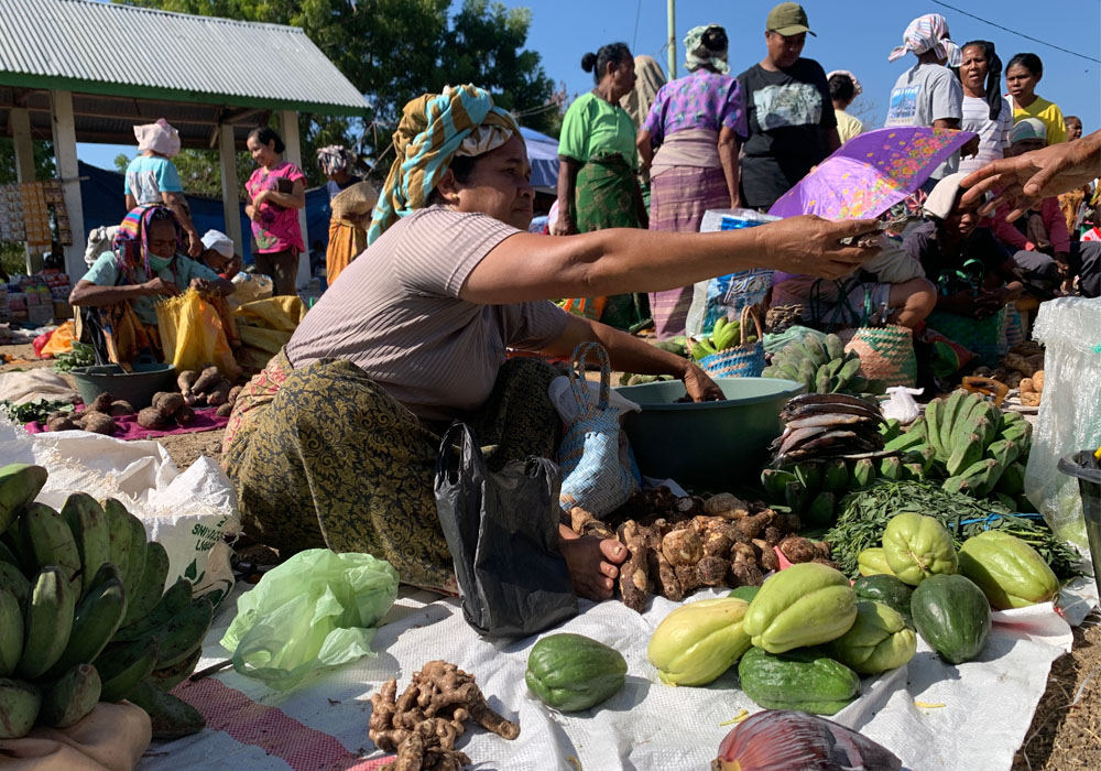 Is Flores Worth Visiting - Flores Local Market